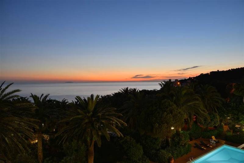 Prestigiosa Dimora con vista mare a Castiglioncello (LI)