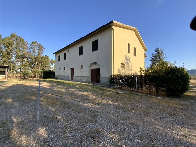 Casale di 400 mq nella campagna di Castiglione della Pescaia