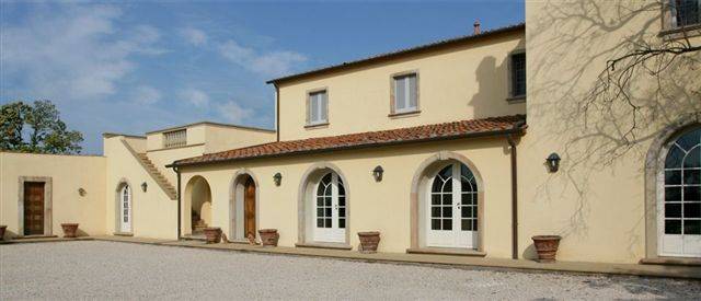 Villa con Parco privato e piscina