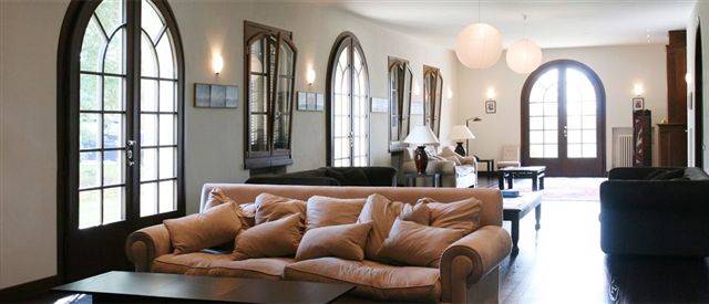 Villa con Parco privato e piscina