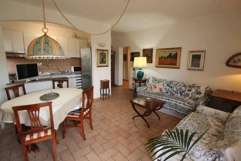 Appartamento con giardino privato