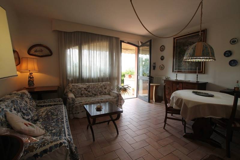 Appartamento con giardino privato