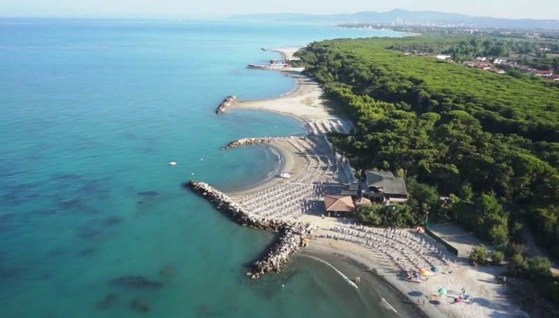 Elegante bilocale con giardino esclusivo a pochi passi dalle spiagge di Vada