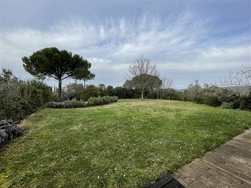 Prestigiosa Residenza  in pietra nel Cuore della Costa degli Etruschi