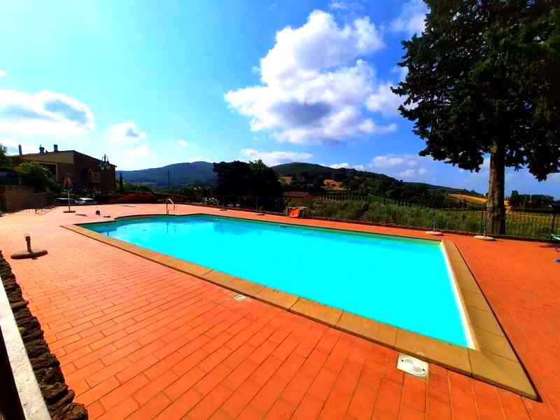 Appartamento a Casale Marittimo con Piscina 