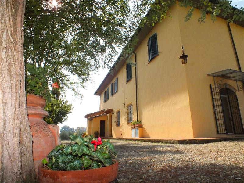 Antico Casale dall'eleganza Leopoldina circondato da splendido parco e piscina a Fauglia (PI)