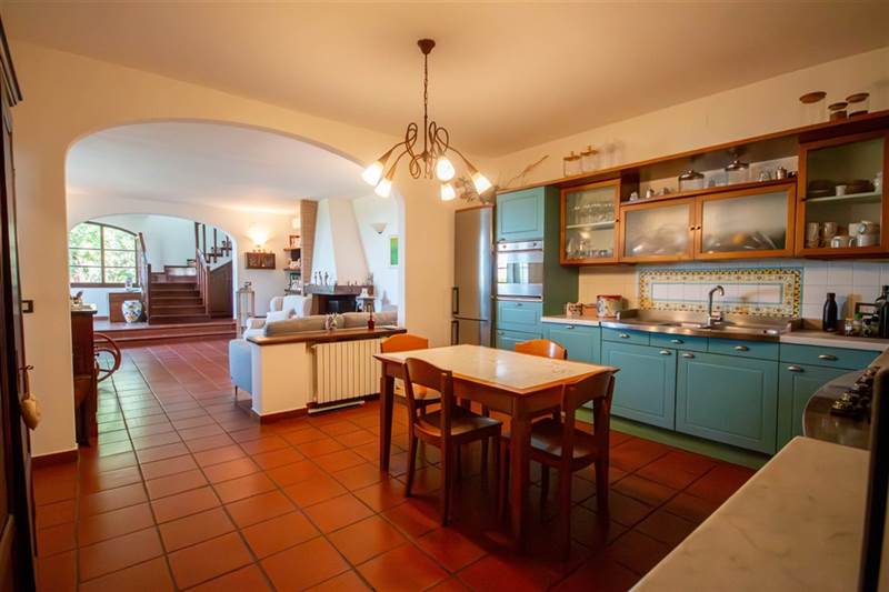 Charming Tuscan Farmhouse with Panoramic Sea View