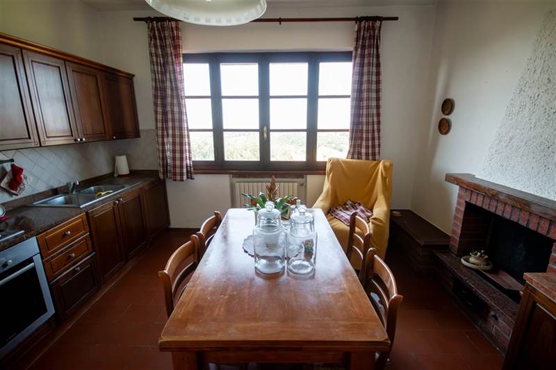 Charming Tuscan Farmhouse with Panoramic Sea View