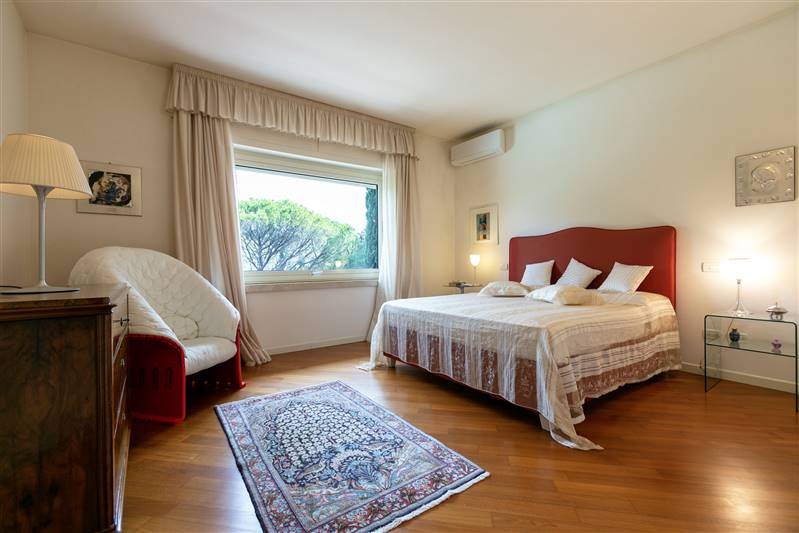 Villa di prestigio con parco privato 