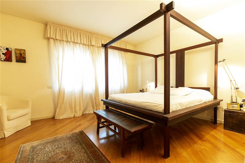 Villa di prestigio con parco privato 