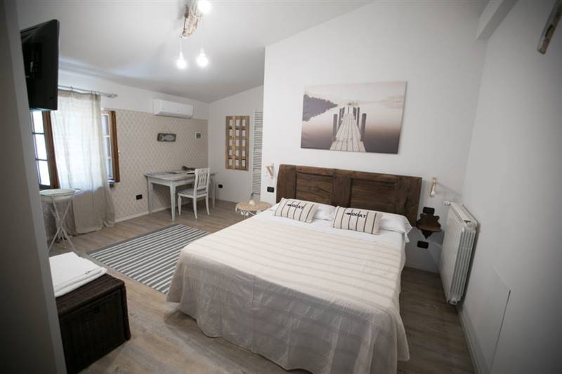 Porzione di Casale adibito a B&B immerso nella campagna a pochi minuti dal mare