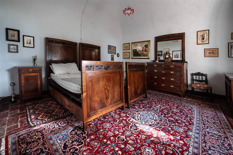 Tenuta storica del 1800 nel Cuore del Borgo Medioevale di Casale Marittimo