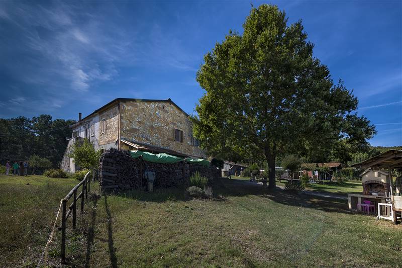 Podere in crinale con splendida vista panoramica