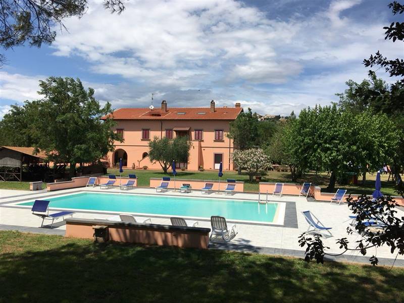 Bio Agriturismo con centro Equestre