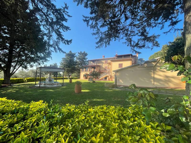 Casolare in pietra con splendida vista mare