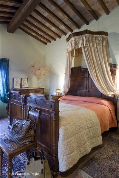 Borgo - Gioiello architettonico storico e culturale nelle  colline  di San Gimignano