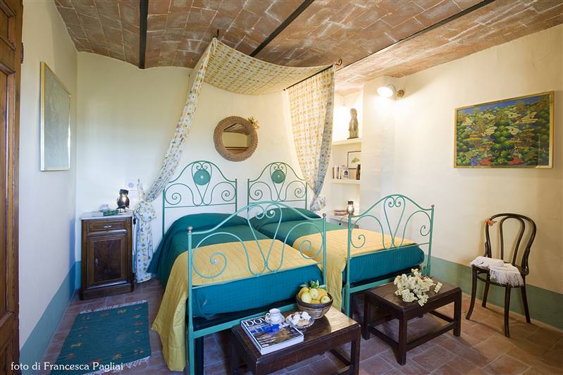 Borgo - Gioiello architettonico storico e culturale nelle  colline  di San Gimignano