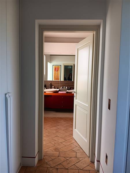 Casolare con finiture di pregio