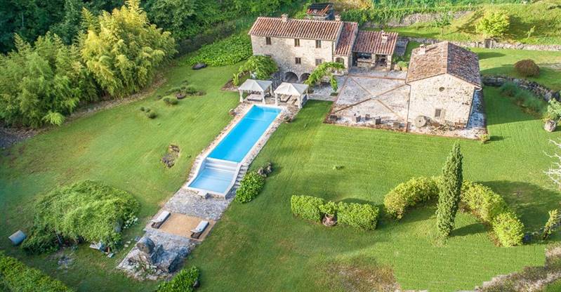 Incantevole Mulino antico nel cuore della campagna senese