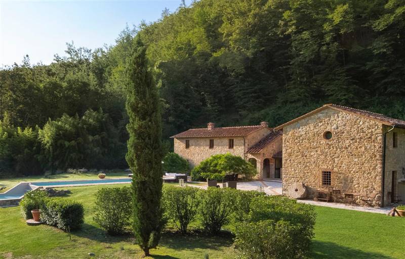 Incantevole Mulino antico nel cuore della campagna senese