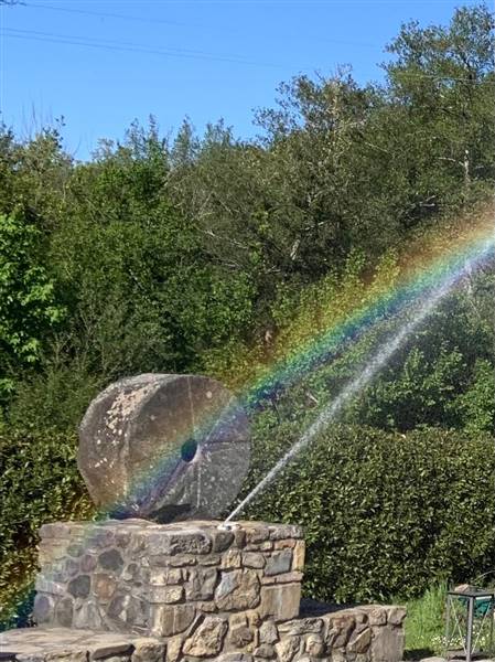 Incantevole Mulino antico nel cuore della campagna senese