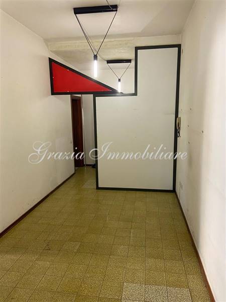 NOSTRA ESCLUSIVA Ufficio