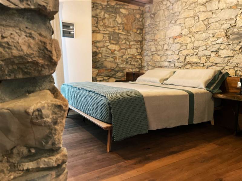 Sostenibilità e comfort in una proprietà rurale di eccellenza