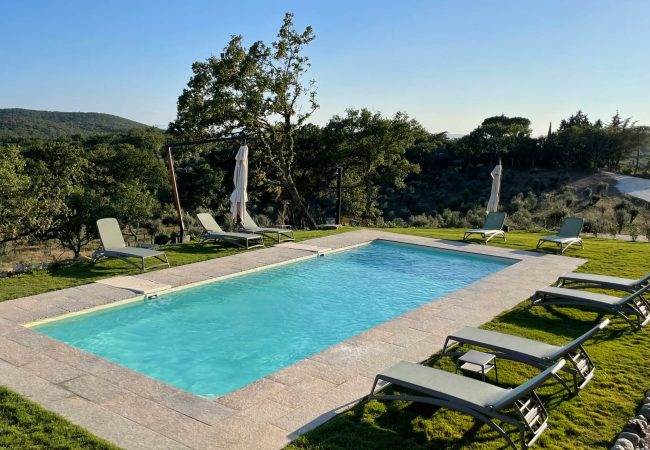 Sostenibilità e comfort in una proprietà rurale di eccellenza