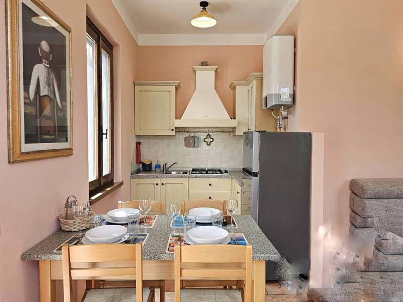 Agriturismo con piscina e terreno a pochi minuti dal centro di San Gimignano