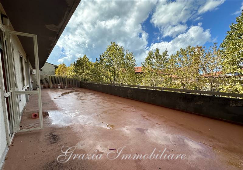 Prestigioso Appartamento con splendida terrazza in zona centralissima