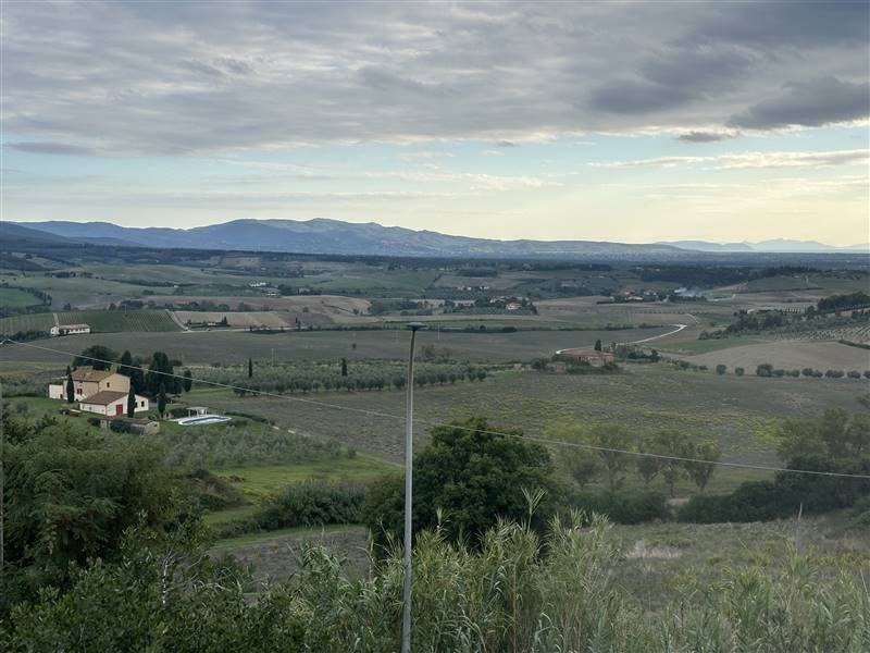 Casale di Prestigio con splendida Vista Mare nella Costa degli Etruschi