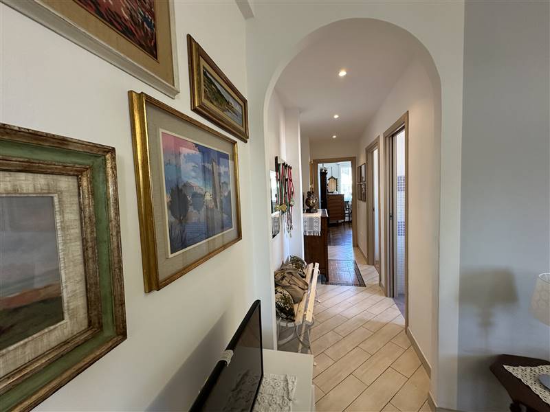 Nostra Esclusiva: Elegante appartamento finemente ristrutturato in una delle zone più ricercate del cuore della città.