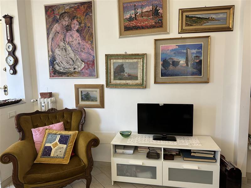 Nostra Esclusiva: Elegante appartamento finemente ristrutturato in una delle zone più ricercate del cuore della città.