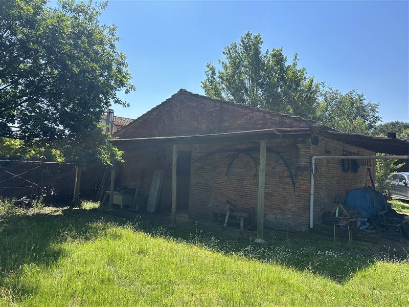 Antico Casale dall'eleganza Leopoldina circondato da splendido parco e piscina a Fauglia (PI)