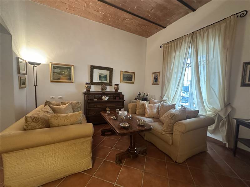 Elegante Residenza Liberty nel cuore di Marina di Cecina