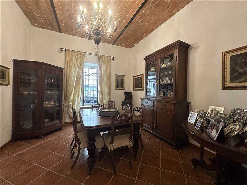 Elegante Residenza Liberty nel cuore di Marina di Cecina