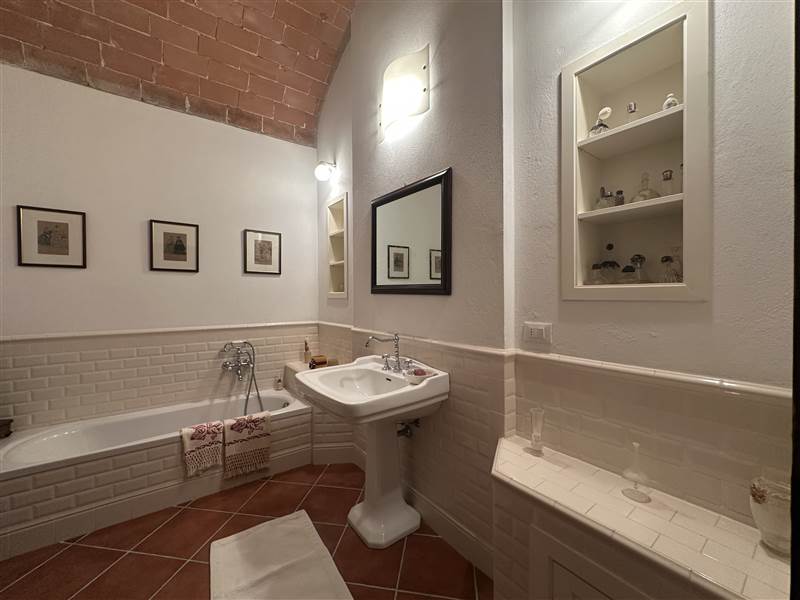 Elegante Residenza Liberty nel cuore di Marina di Cecina