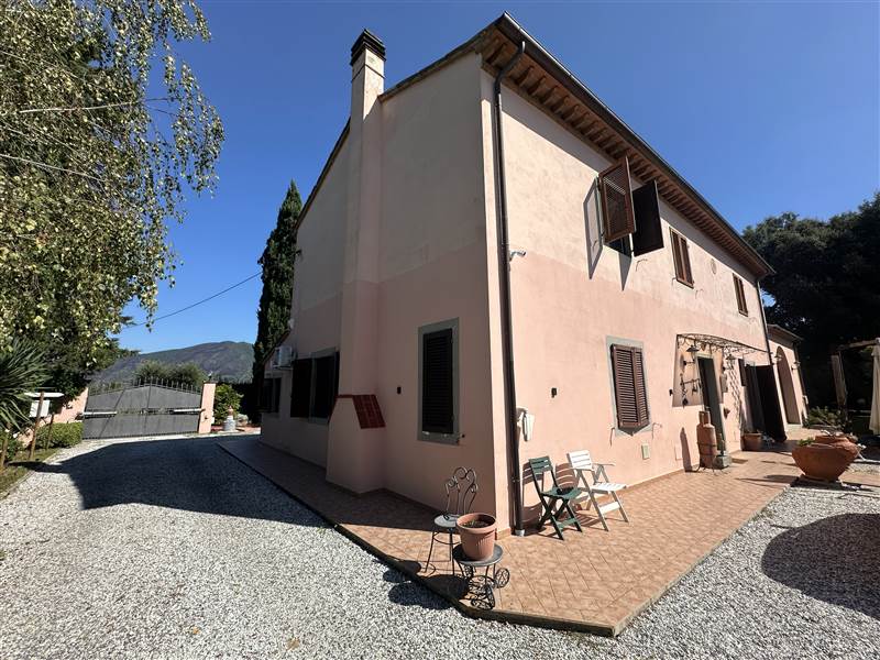 Dimora storica toscana con dependance e parco privato a San Giuliano Terme