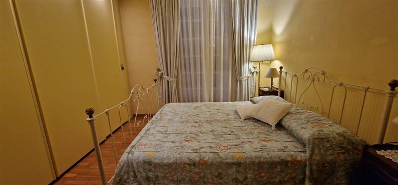 Villa immersa nella pineta con splendida vista mare