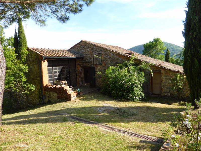 Antico Podere in pietra, un rifugio immerso nella campagna 
