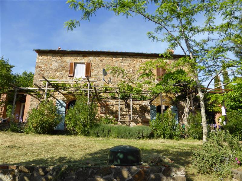 Antico Podere in pietra, un rifugio immerso nella campagna 