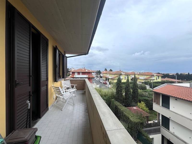 NOSTRA ESCLUSIVA: Appartamento con terrazza vista mare