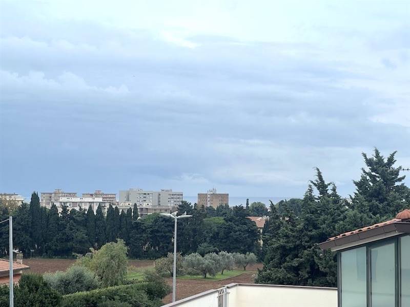 NOSTRA ESCLUSIVA: Appartamento con terrazza vista mare