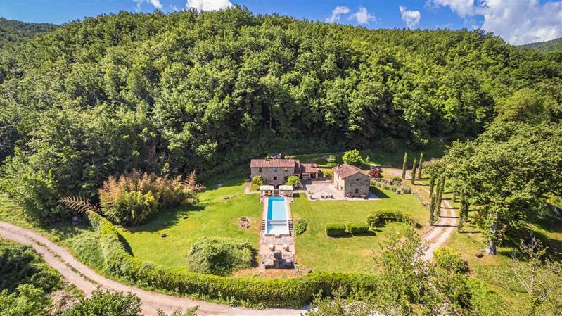 Incantevole Mulino antico nel cuore della campagna senese