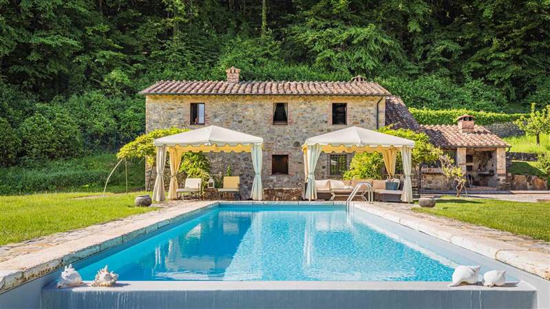 Incantevole Mulino antico nel cuore della campagna senese