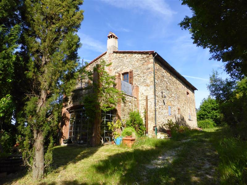 Antico Podere in pietra, un rifugio immerso nella campagna 