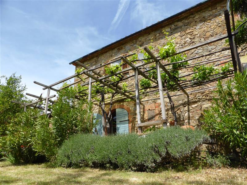 Antico Podere in pietra, un rifugio immerso nella campagna 