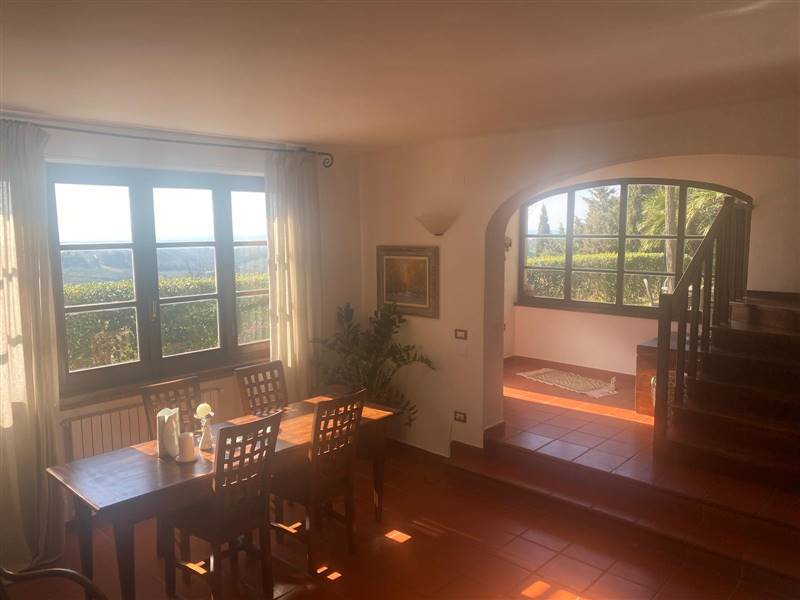 Casale di Prestigio con splendida Vista Mare nella Costa degli Etruschi