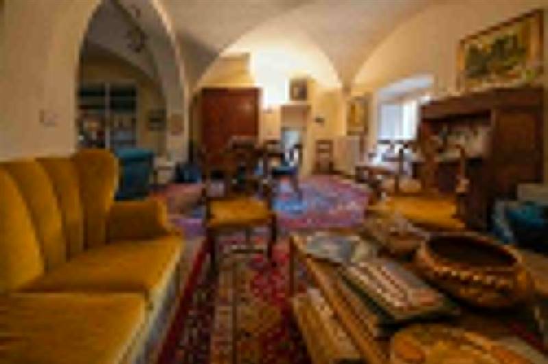 Tenuta storica del 1800 nel Cuore del Borgo Medioevale di Casale Marittimo