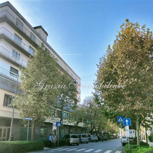 NOSTRA ESCLUSIVA: Prestigioso Ufficio in rinomato palazzo del centro 